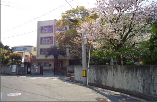 高鷲小学校 徒歩約17分(約1.3km)